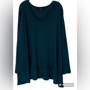 B.L.E.U. Green Long Sleeve Waffle Texture V-Neck Top Size 3X